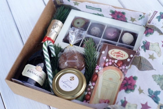 Подарочный Бокс "Новогодний 24"