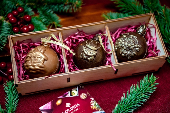 Шоколадные ёлочные шары 3 шт