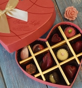Сердце с конфетами