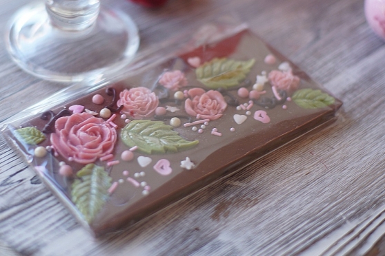 Плитка с розами